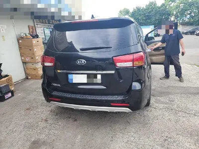 2016 Kia Carnival VIN: