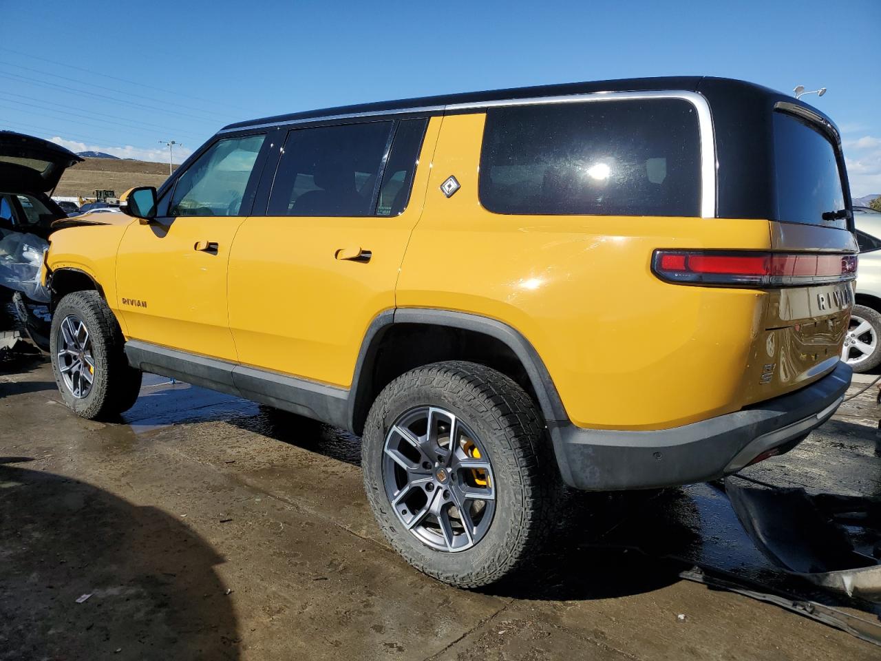 2023 RIVIAN R1S ADVENTURE VIN:7PDSGABA8PN021099