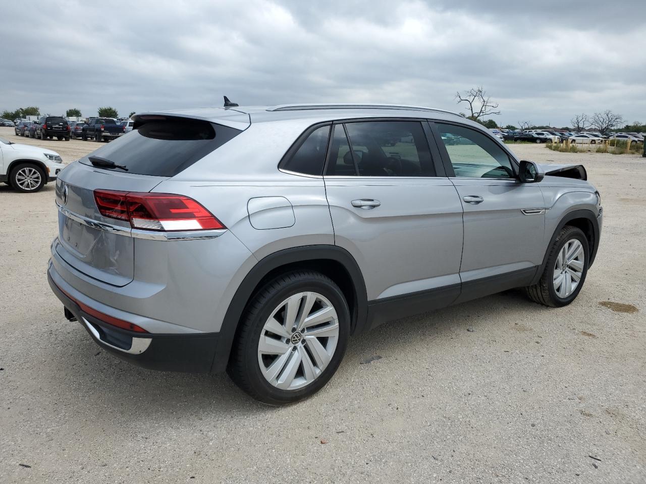 2022 VOLKSWAGEN ATLAS CROSS SPORT SE VIN:1V2JE2CA6NC207082