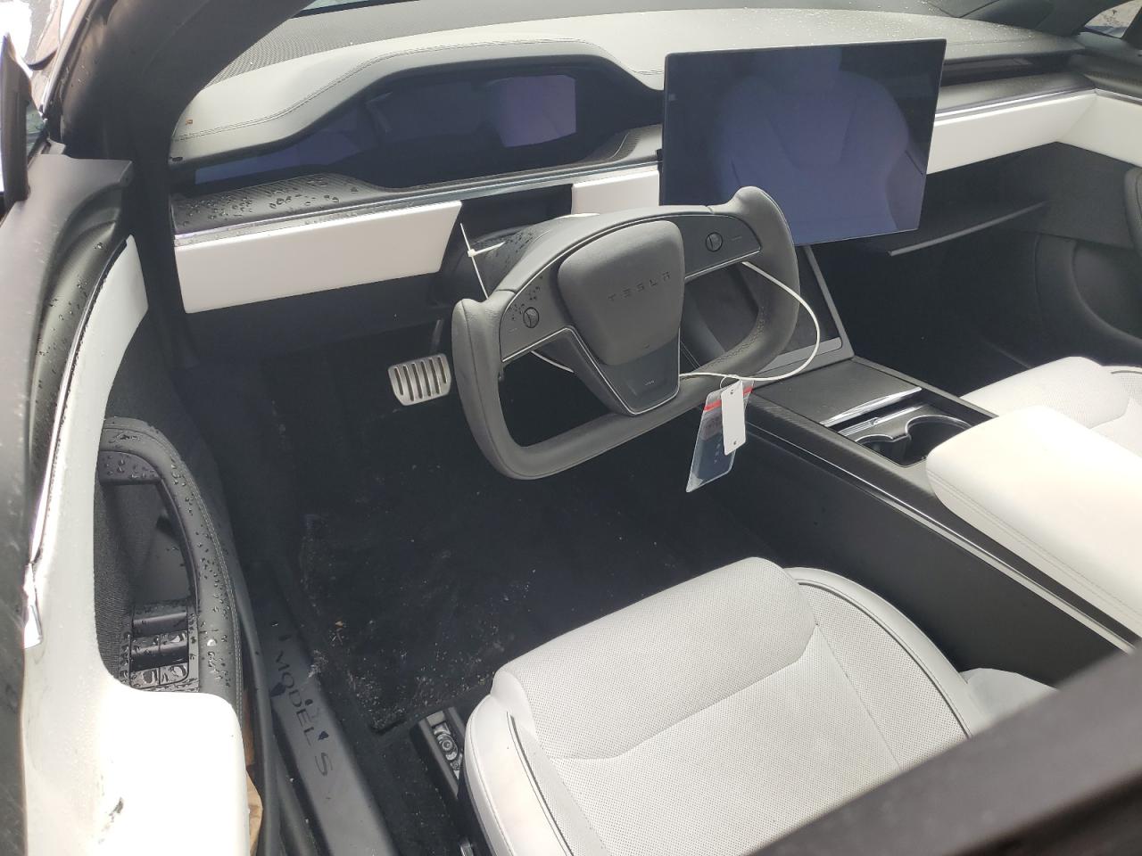 2024 TESLA MODEL S  VIN:5YJSA1E67RF533518