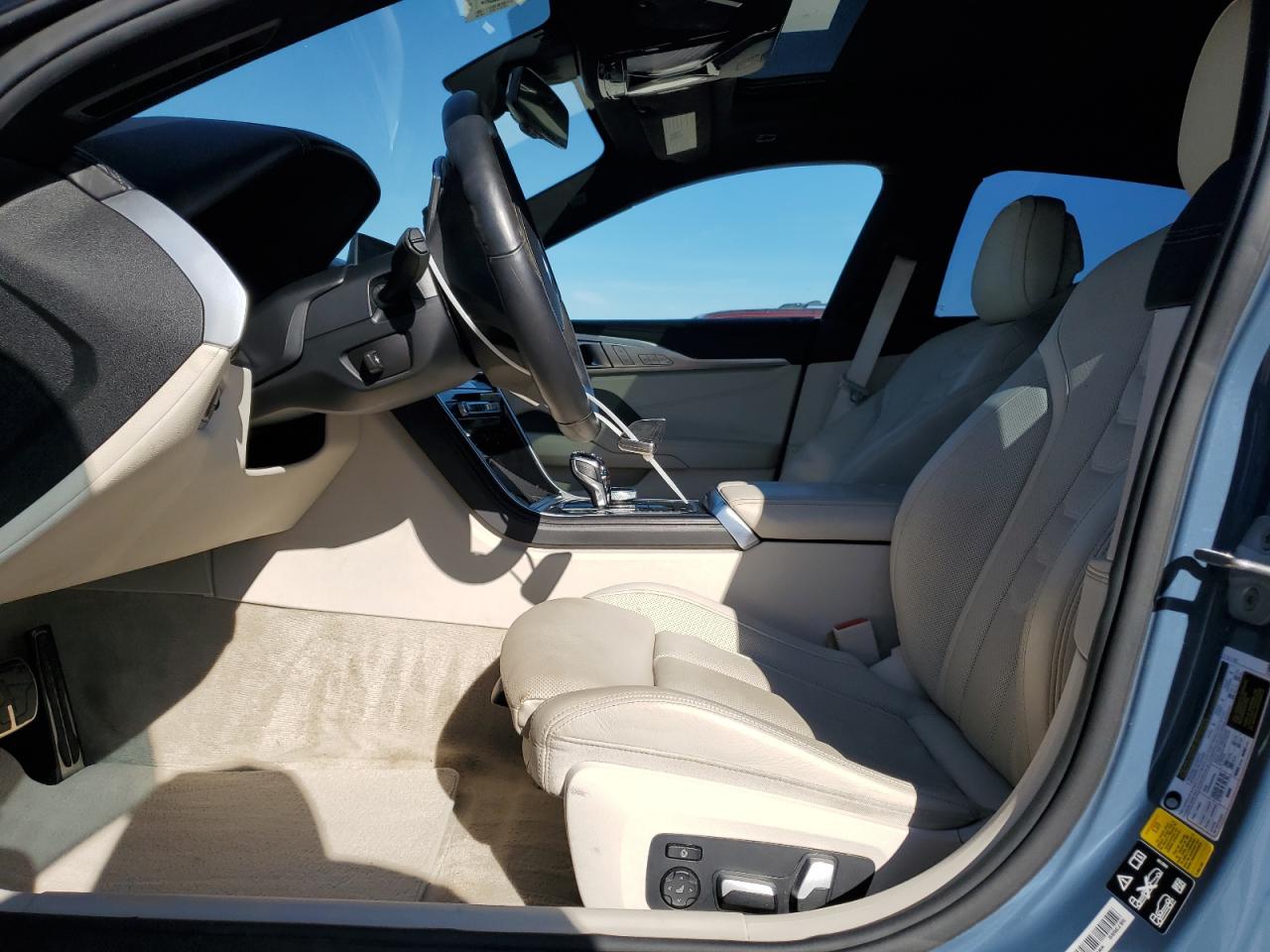 2022 BMW M850XI  VIN:WBAGV8C08NCK07510