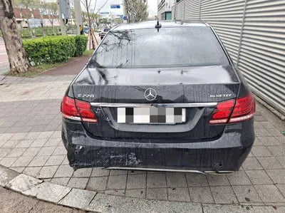 2015 Mercedes-Benz E 220 VIN: