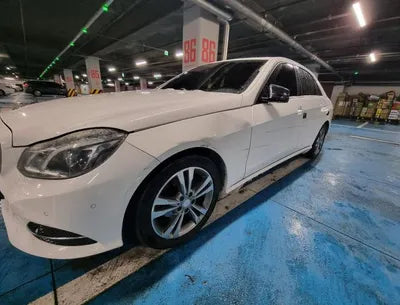 2014 Mercedes-Benz E 220 VIN: