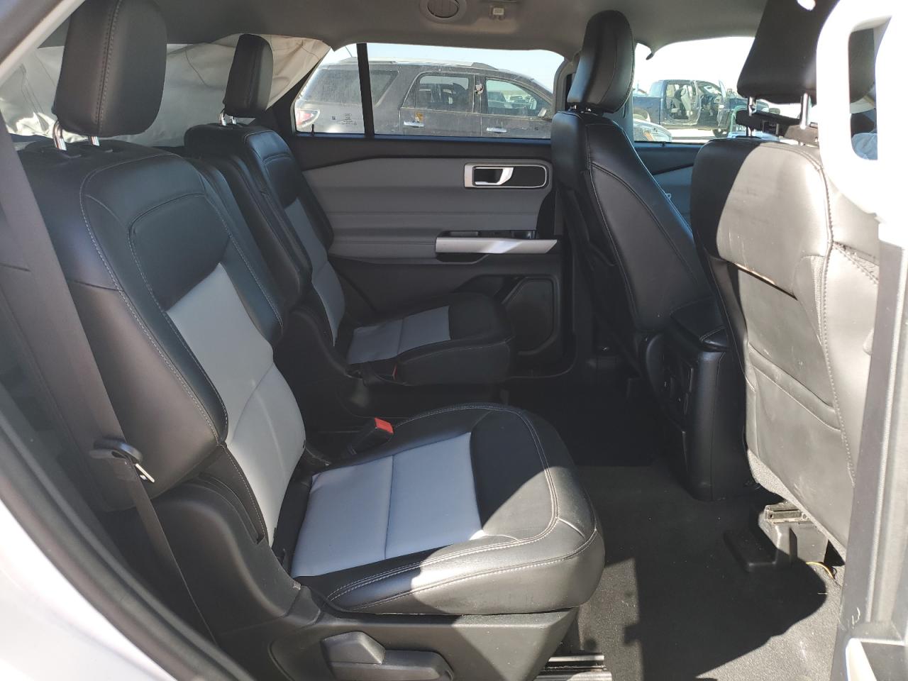 2022 FORD EXPLORER XLT VIN:1FMSK7DH5NGB45010
