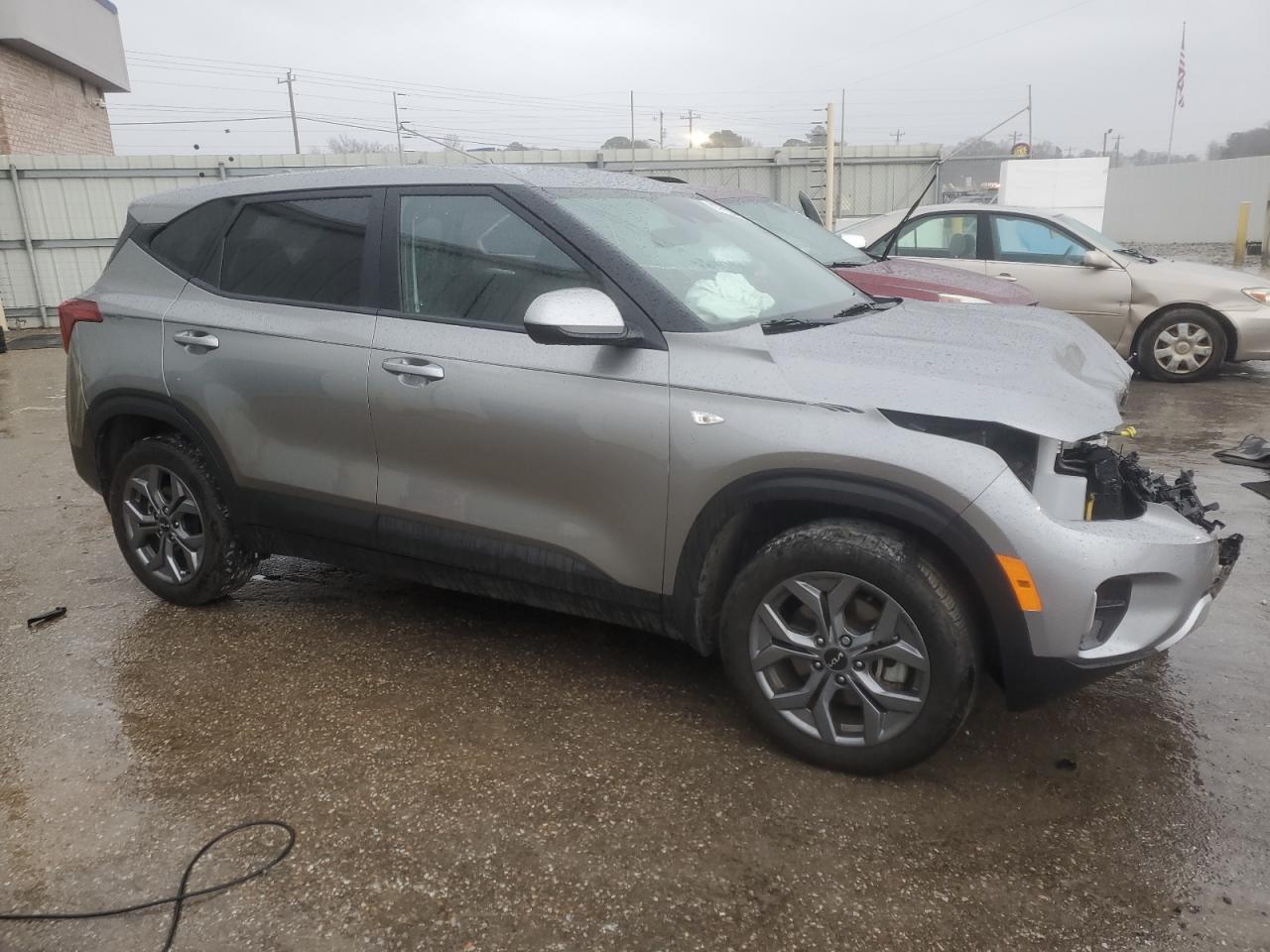 2024 KIA SELTOS LX VIN:KNDEPCAA4R7557847