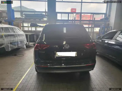 2018 Volkswagen Tiguan WVGZZZ5NZJW920676 VIN:WVGZZZ5NZJW920676