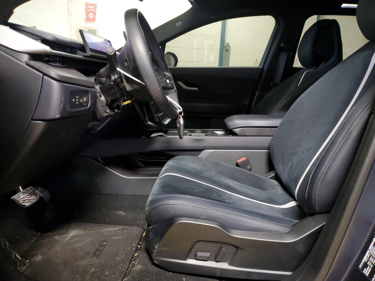 2023 FISKER INC. OCEAN OCEAN ONE VIN:VCF1ZBU27PG004274