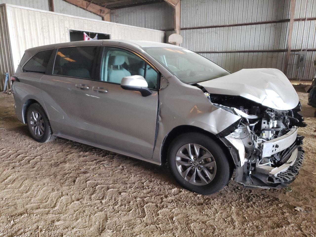 2022 TOYOTA SIENNA LE VIN:5TDKRKEC2NS123364