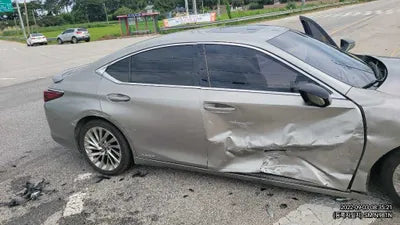 2018 Lexus ES 300 VIN: