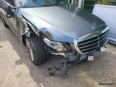 2016 Mercedes-Benz E 300 VIN: