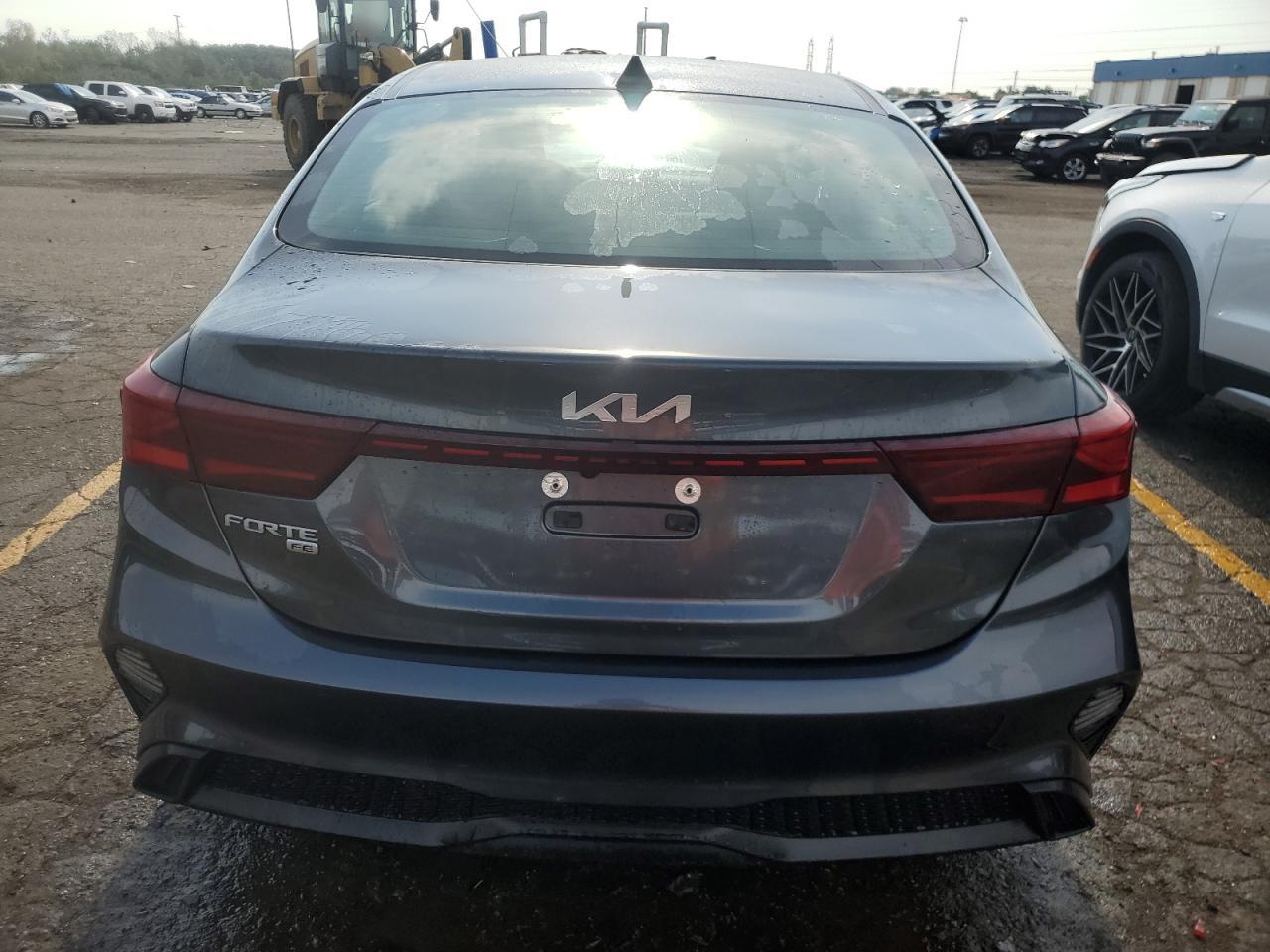 2024 KIA FORTE LX VIN:3KPF24AD2RE769231