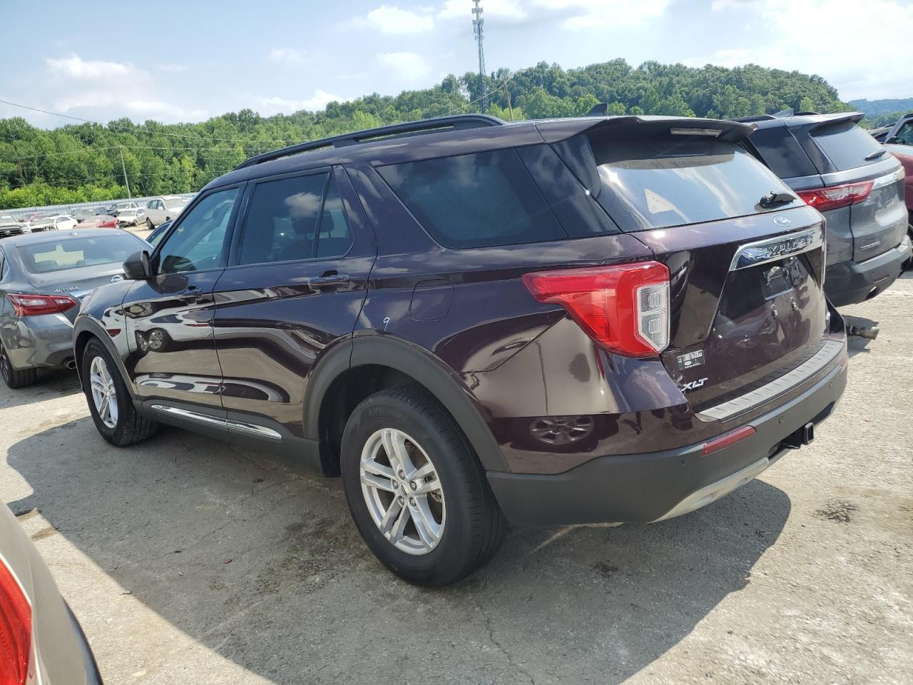 2023 FORD EXPLORER XLT VIN:1FMSK8DH0PGB48194