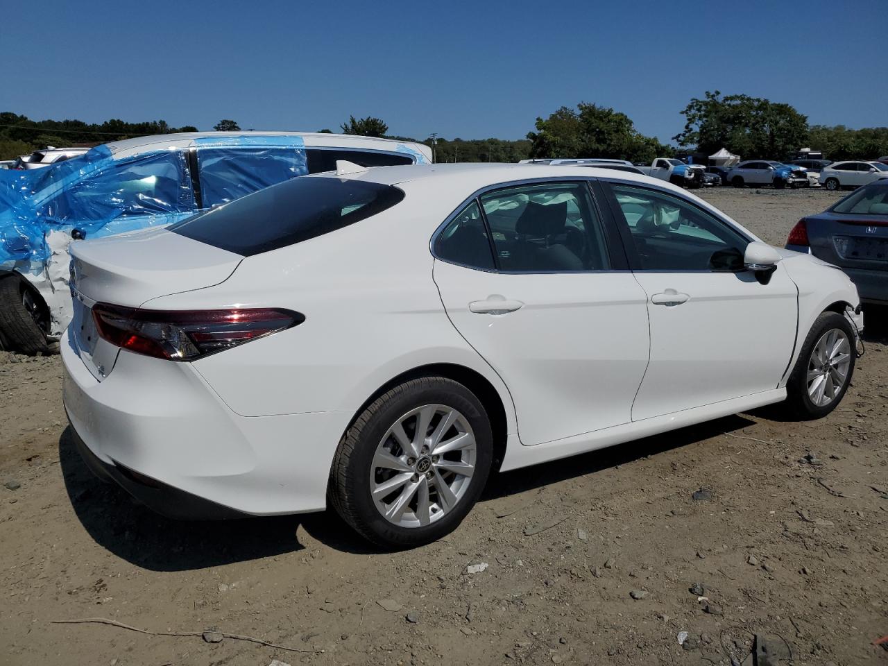 2022 TOYOTA CAMRY LE VIN:4T1R11BK9NU071458
