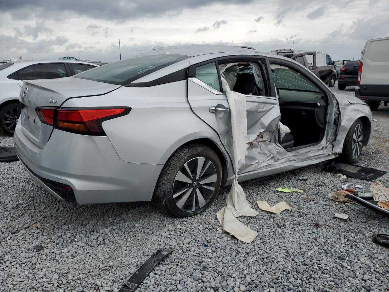 2022 NISSAN ALTIMA SV VIN:1N4BL4DV3NN404214