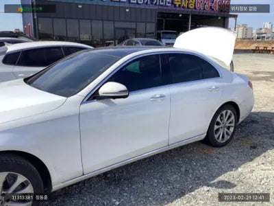 2019 Mercedes-Benz E 300 WDDZF4KB0KA617106 VIN:WDDZF4KB0KA617106