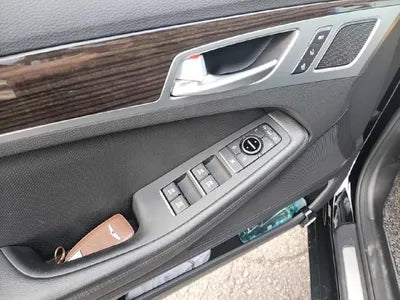 2016 Genesis G80 VIN: