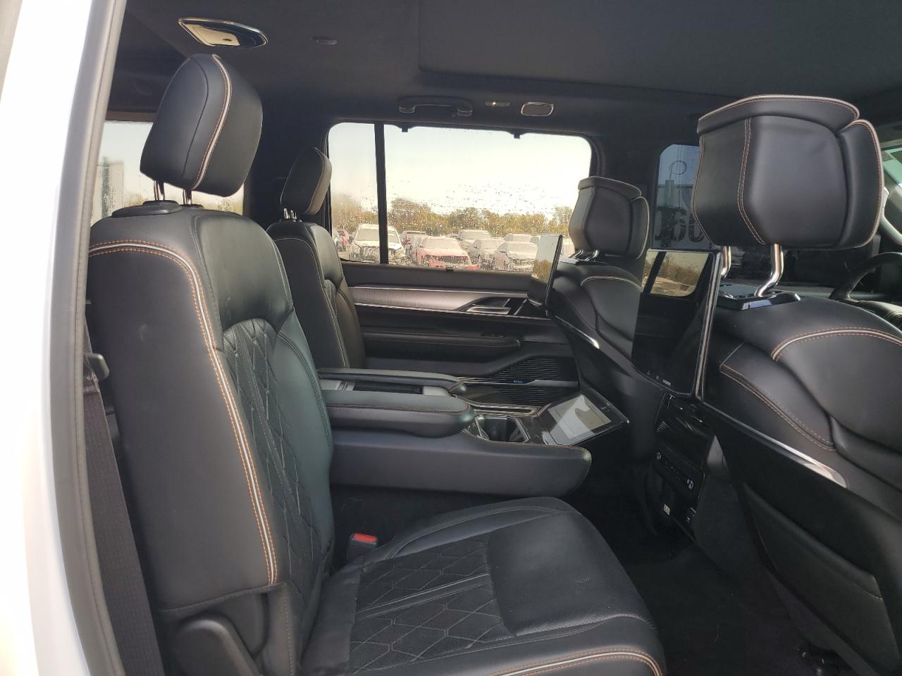 2022 JEEP GRAND WAGONEER SERIES III VIN:1C4SJVGJ3NS118248