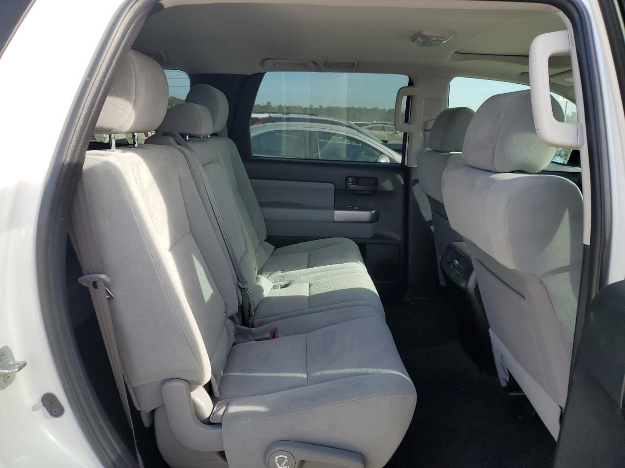 2022 TOYOTA SEQUOIA SR5 VIN:5TDAY5A12NS076471