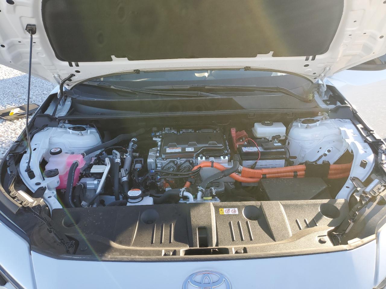 2024 TOYOTA BZ4X XLE VIN:3TMCZ5ANXMM425948