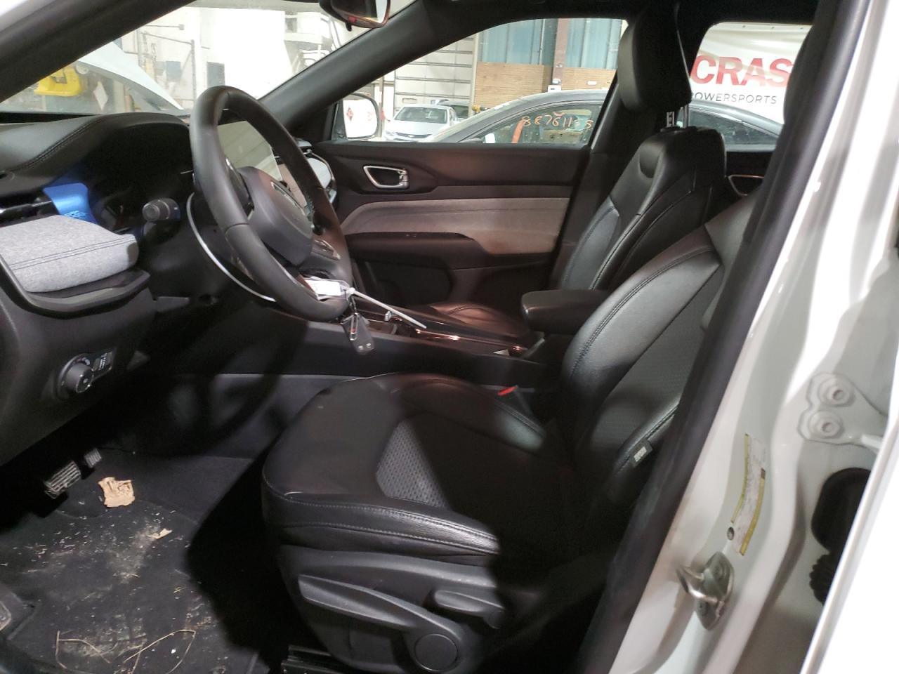 2024 JEEP COMPASS LATITUDE VIN:3C4NJDBN8RT111611