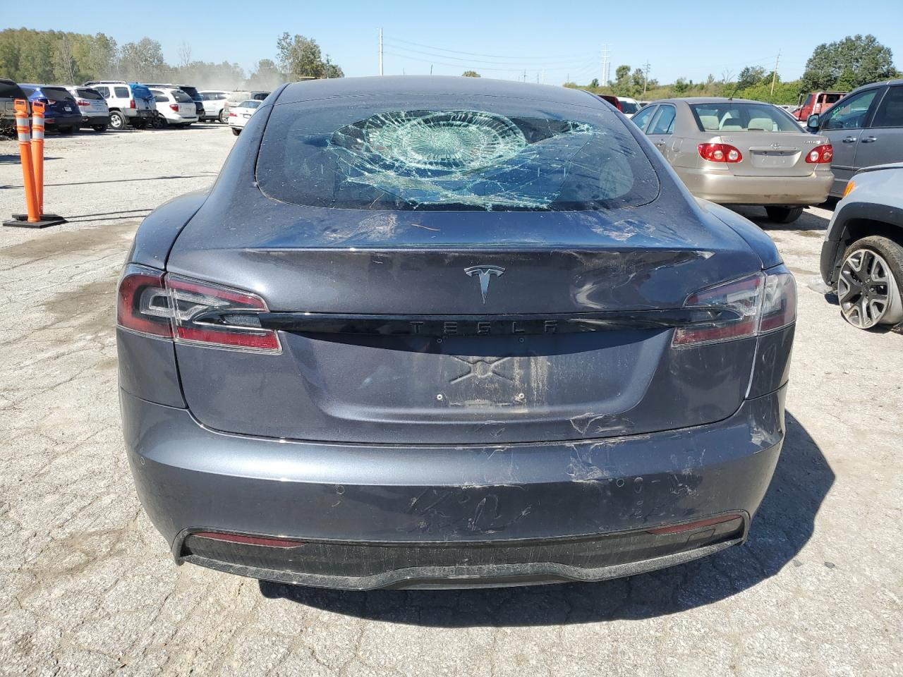 2022 TESLA MODEL S  VIN:5YJSA1E53NF471133