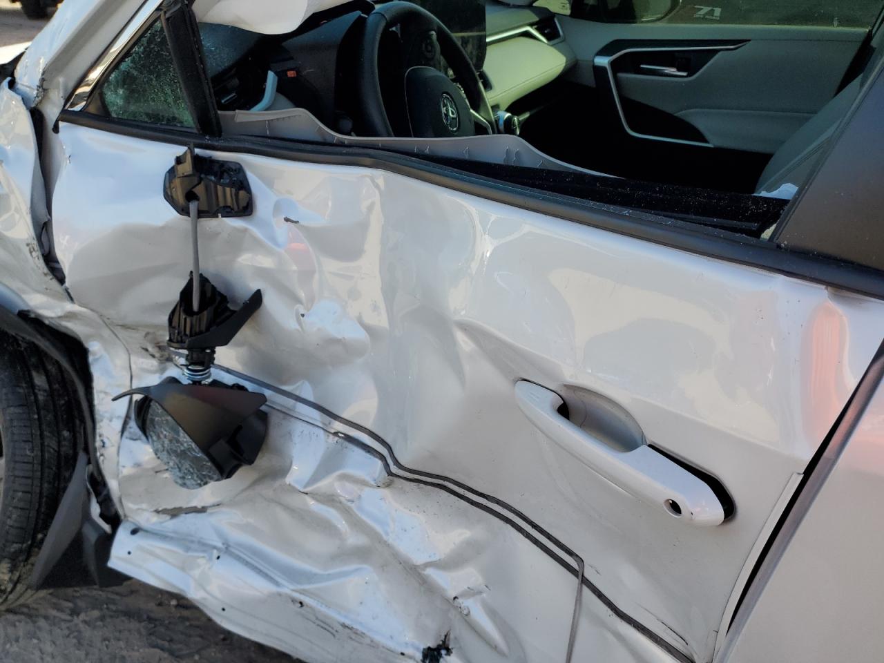 2024 TOYOTA RAV4 XLE PREMIUM VIN:4T3B6RFV1RU148939