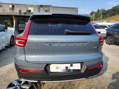 2019 Volvo XC40 VIN: