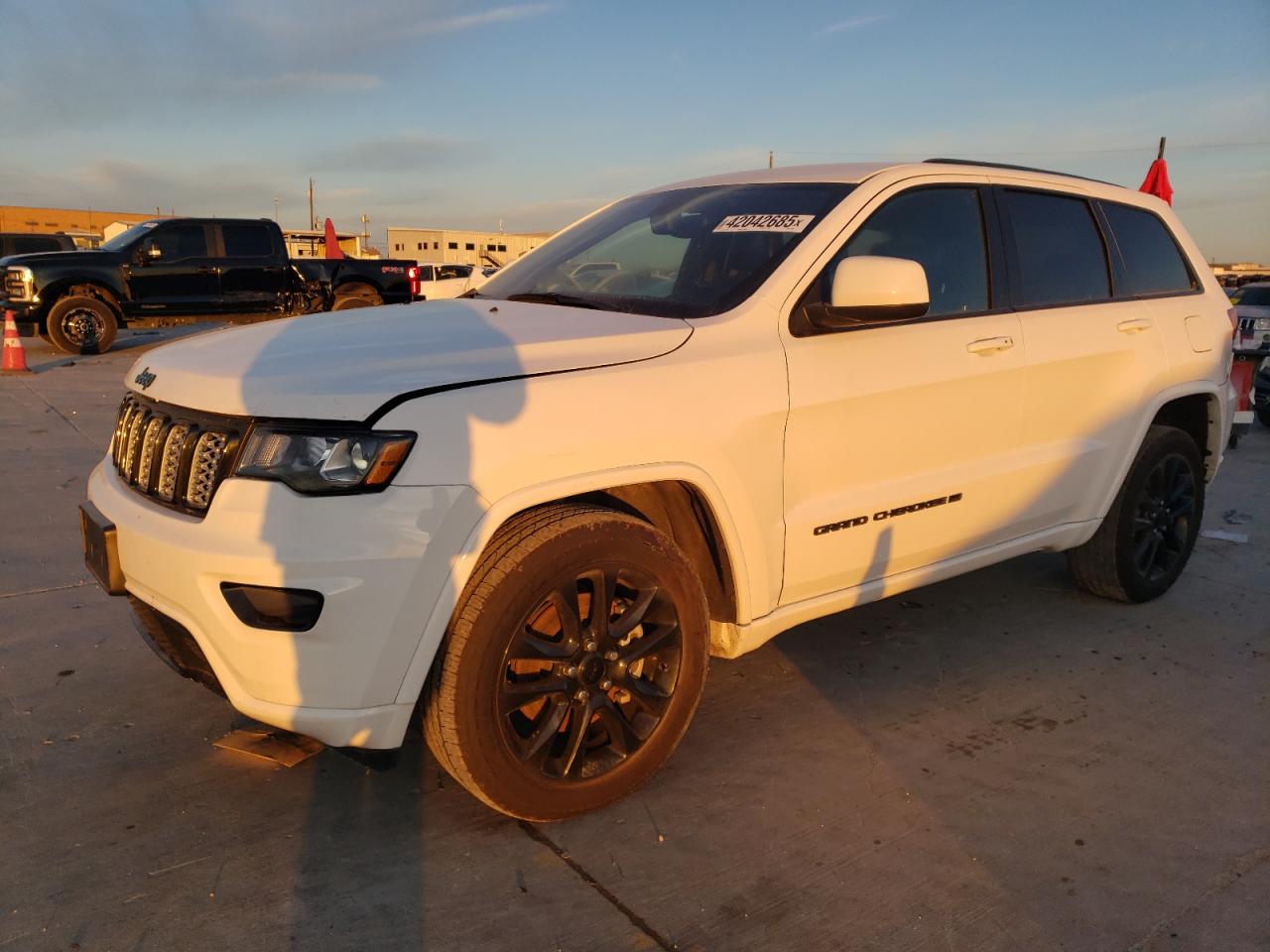 2022 JEEP GRAND CHEROKEE LAREDO E VIN:1C4RJEAG4NC154150