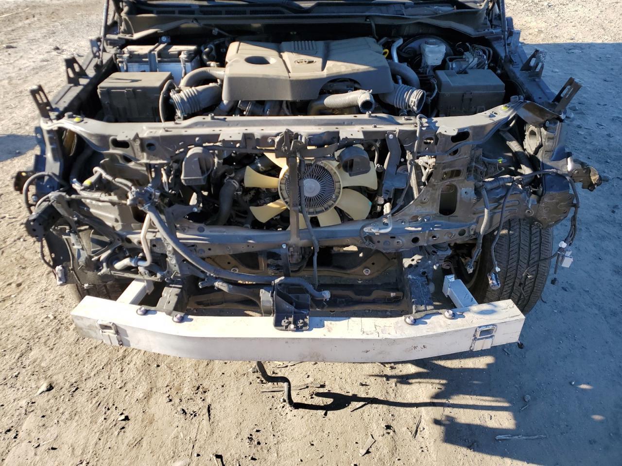 2022 TOYOTA TUNDRA CREWMAX PLATINUM VIN:5TFMA5DB6NX009193