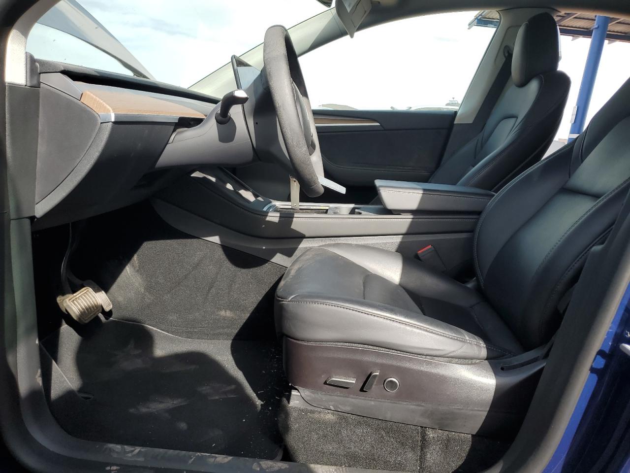 2023 TESLA MODEL Y  VIN:7SAYGDEE9PF606213