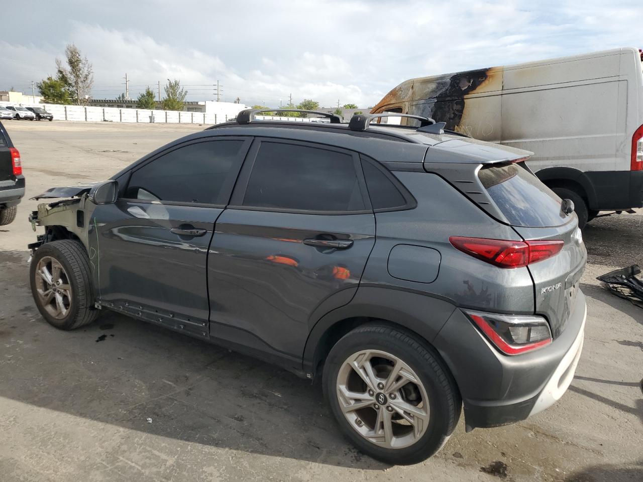 2022 HYUNDAI KONA SEL VIN:KM8K62ABXNU843332