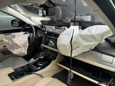 2018 Jaguar XF VIN: