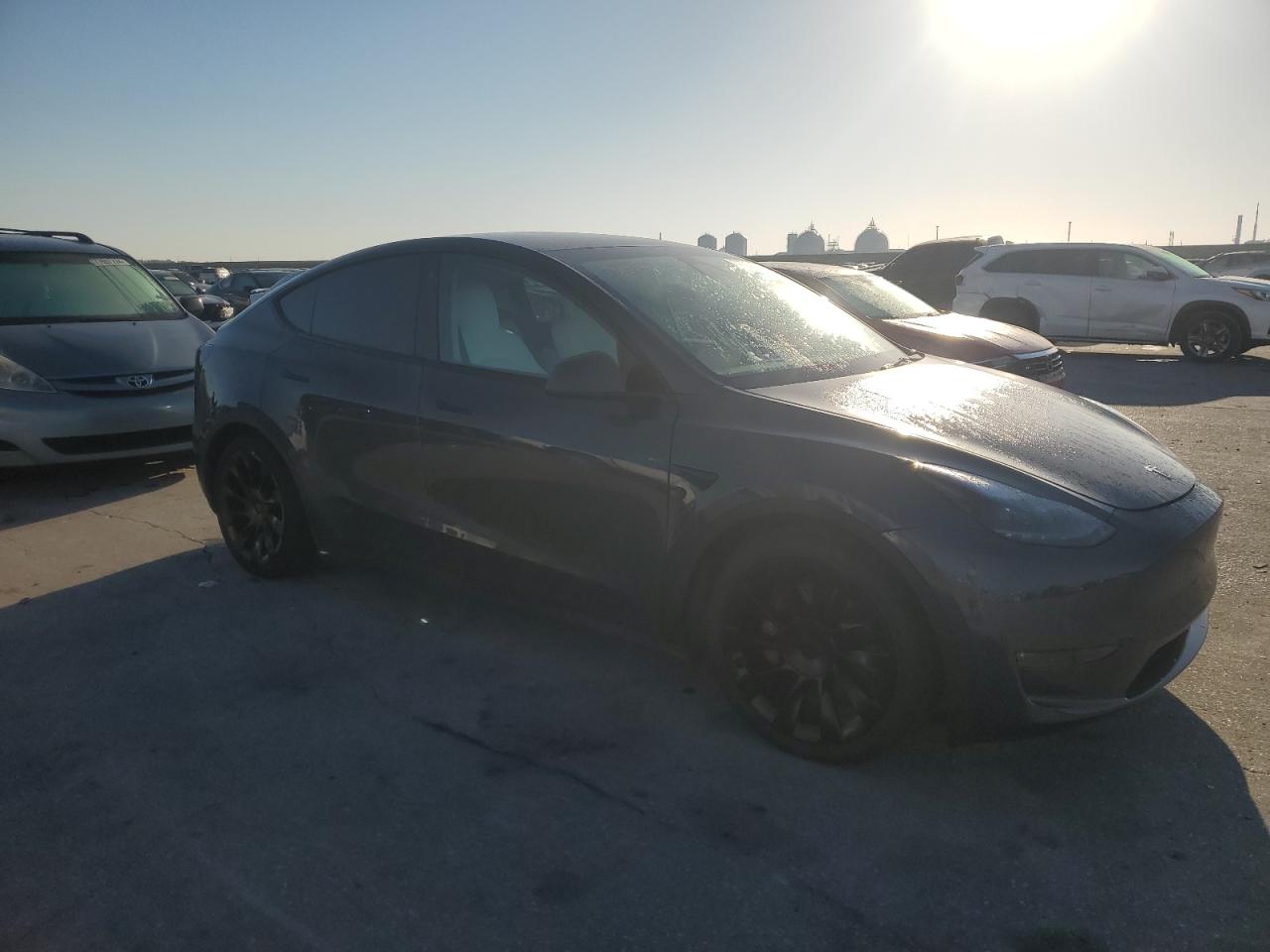 2022 TESLA MODEL Y  VIN:7SAYGDEF9NF466251