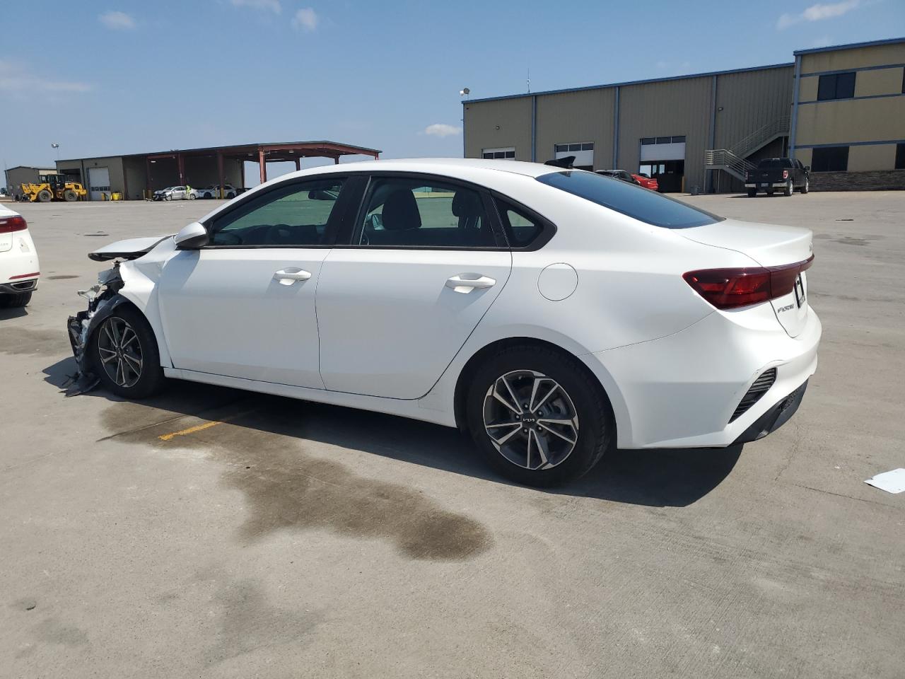 2022 KIA FORTE FE VIN:3KPF24AD2NE451748