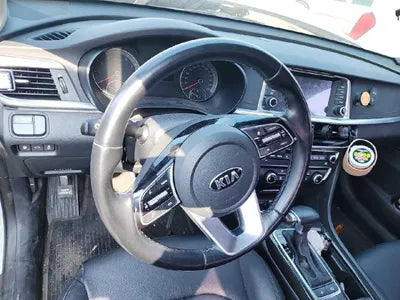 2018 Kia K5 VIN: