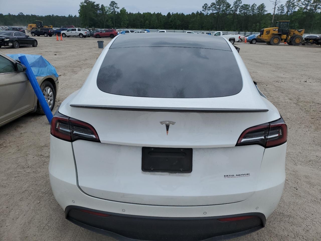 2022 TESLA MODEL Y  VIN:7SAYGDEF5NF390124