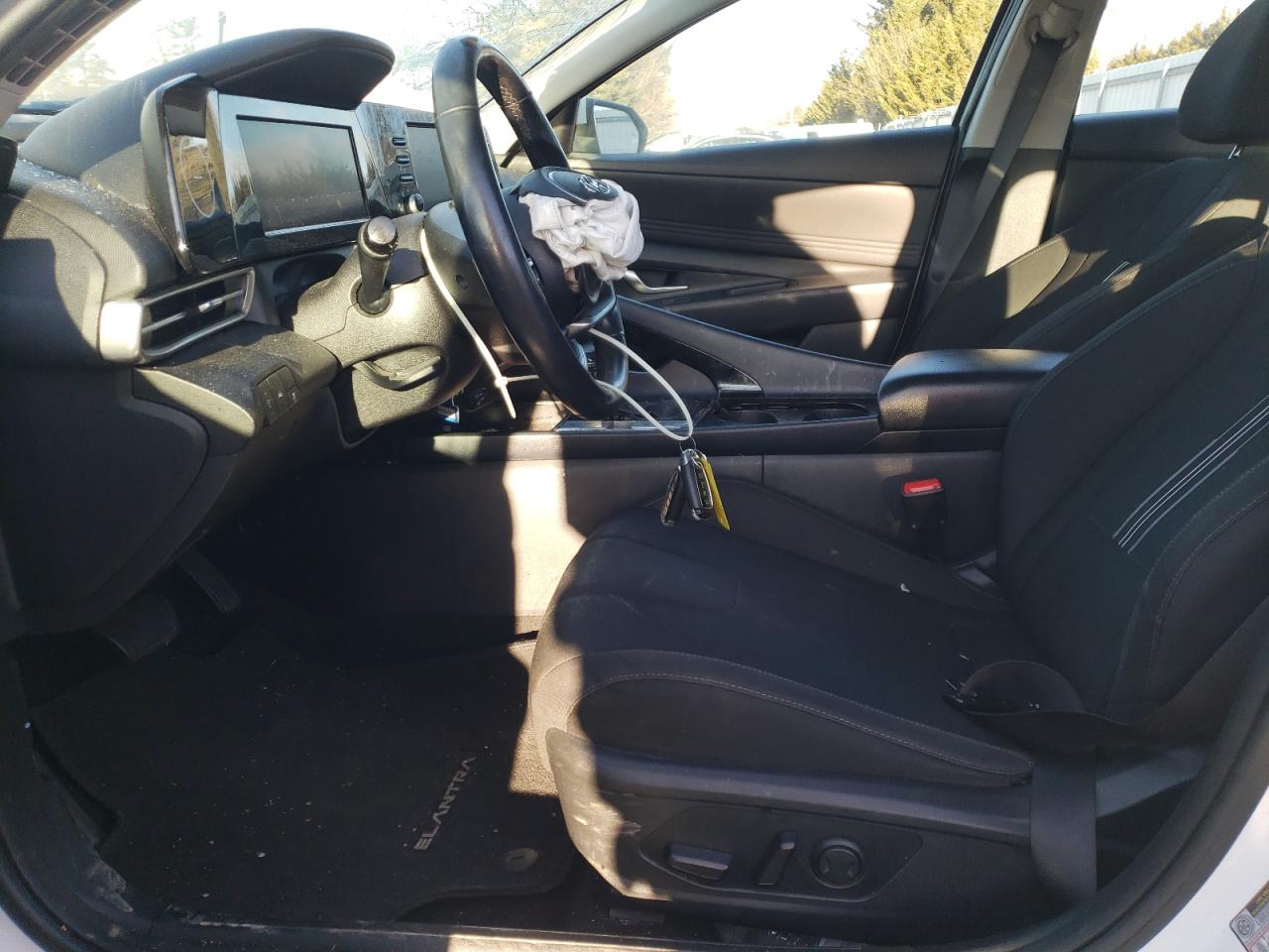 2022 HYUNDAI ELANTRA SEL VIN:5NPLN4AG2NH074676