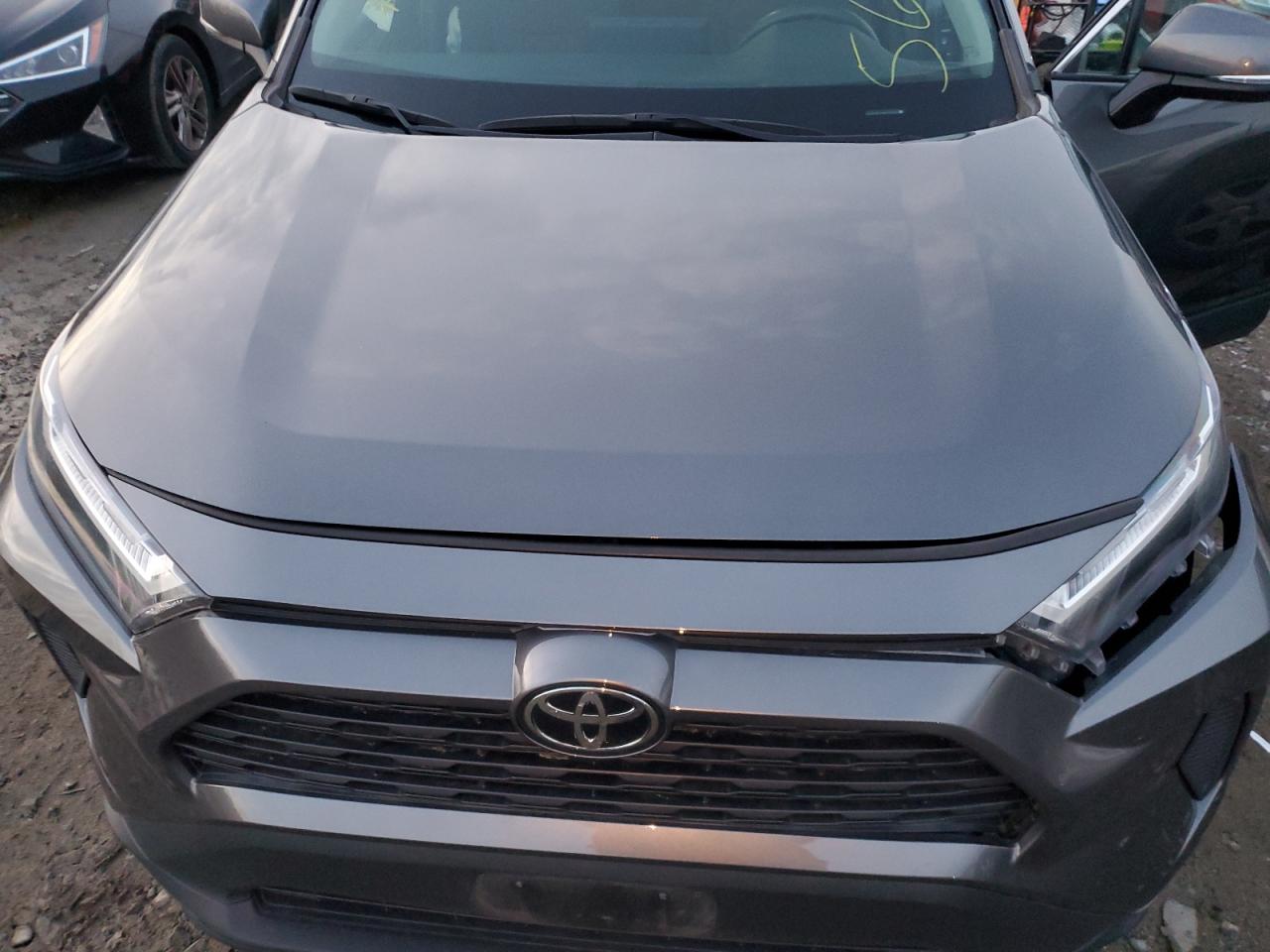 2022 TOYOTA RAV4 XLE VIN:2T3P1RFVXNC285622
