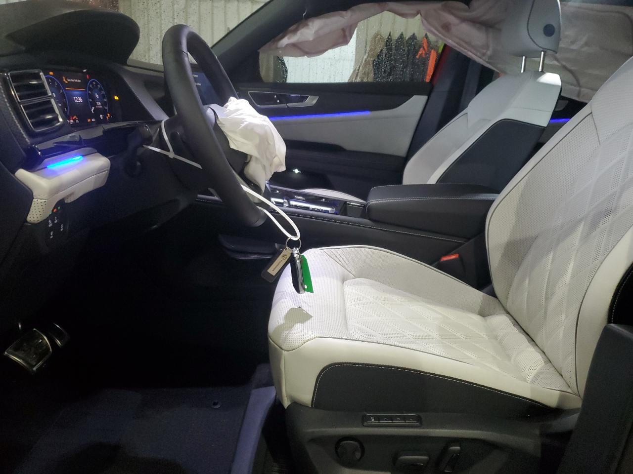 2024 VOLKSWAGEN ATLAS CROSS SPORT SEL PREMIUM R-LINE VIN:1V2FE2CA3RC259586