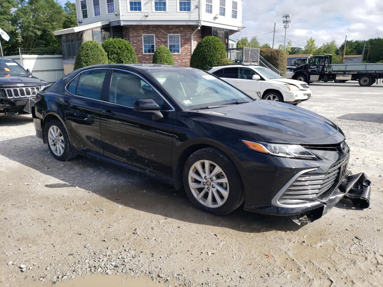 2022 TOYOTA CAMRY LE VIN:4T1C11BKXNU069739