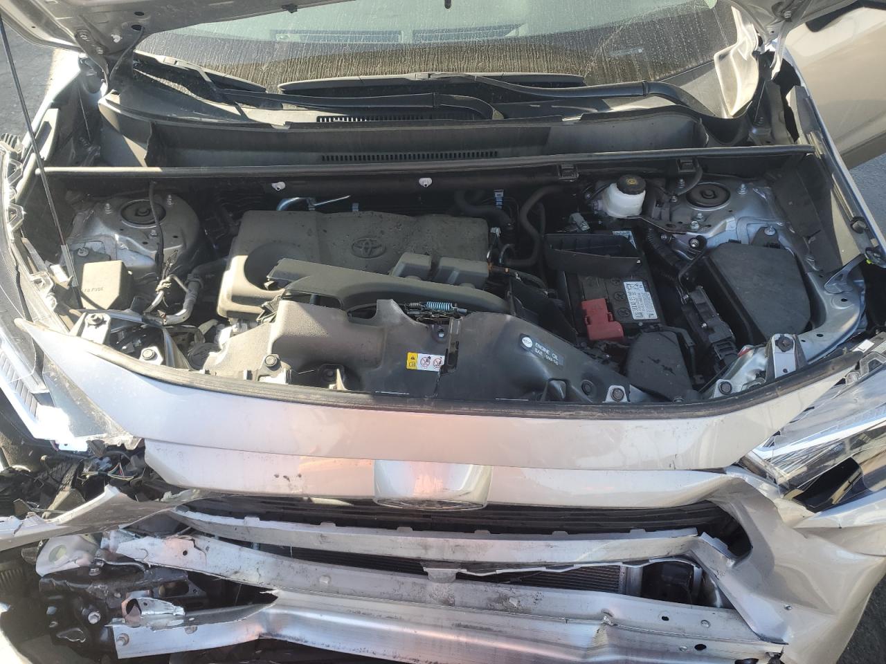 2023 TOYOTA RAV4 XLE VIN:2T3W1RFVXPW246106