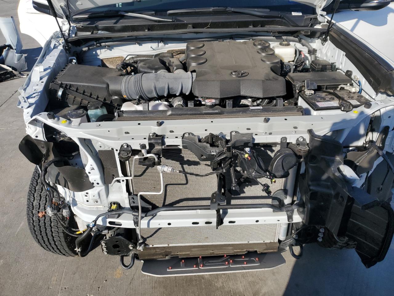2024 TOYOTA 4RUNNER SR5 PREMIUM VIN:JTERU5JR4R6230345