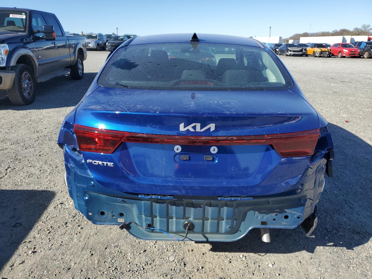 2024 KIA FORTE LX VIN:3KPF24AD9RE722987