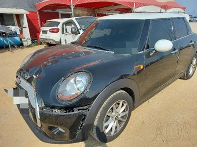 2015 MINI Cooper VIN: