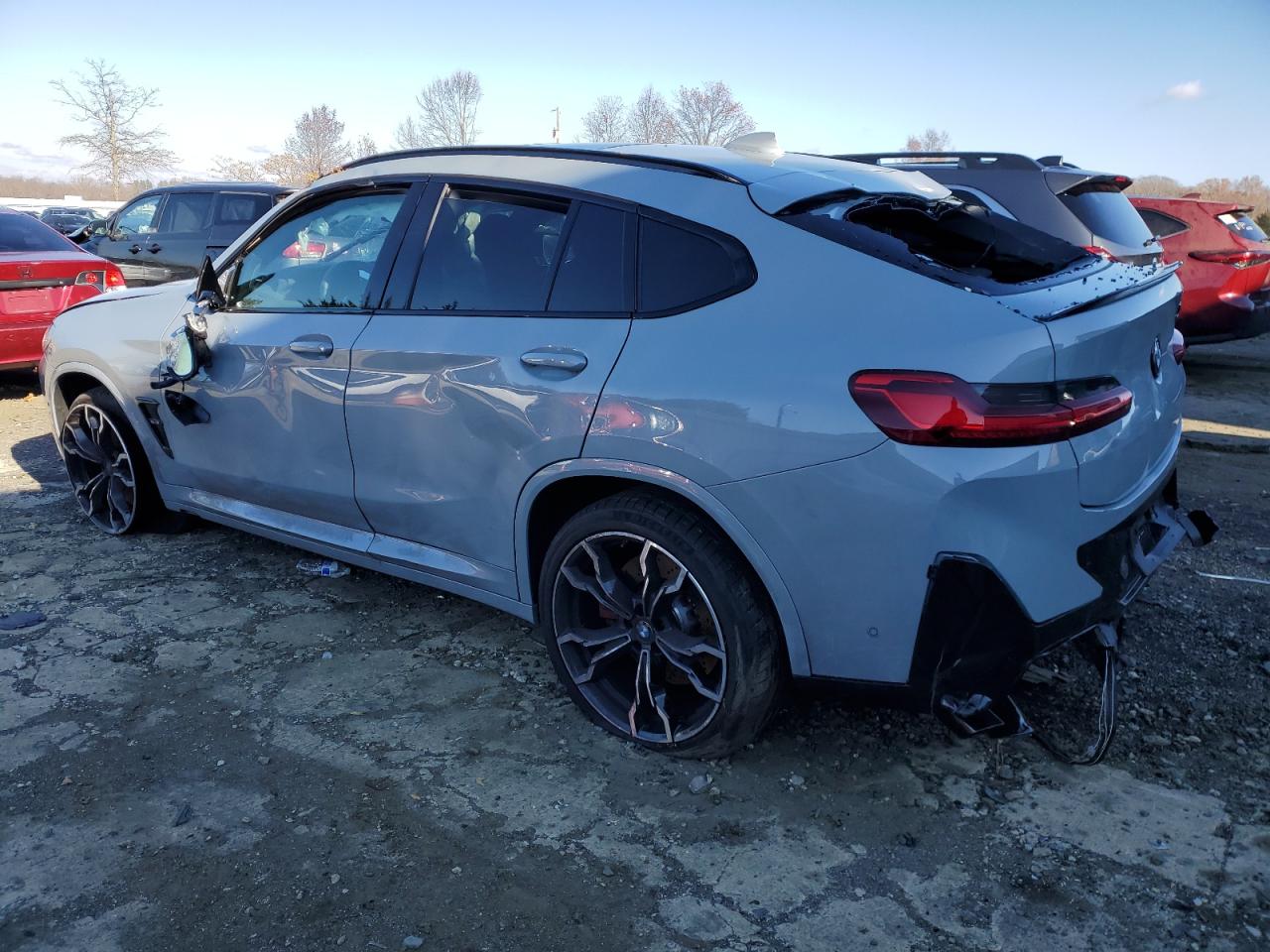2024 BMW X4 M VIN:5YM23EC04R9X37341