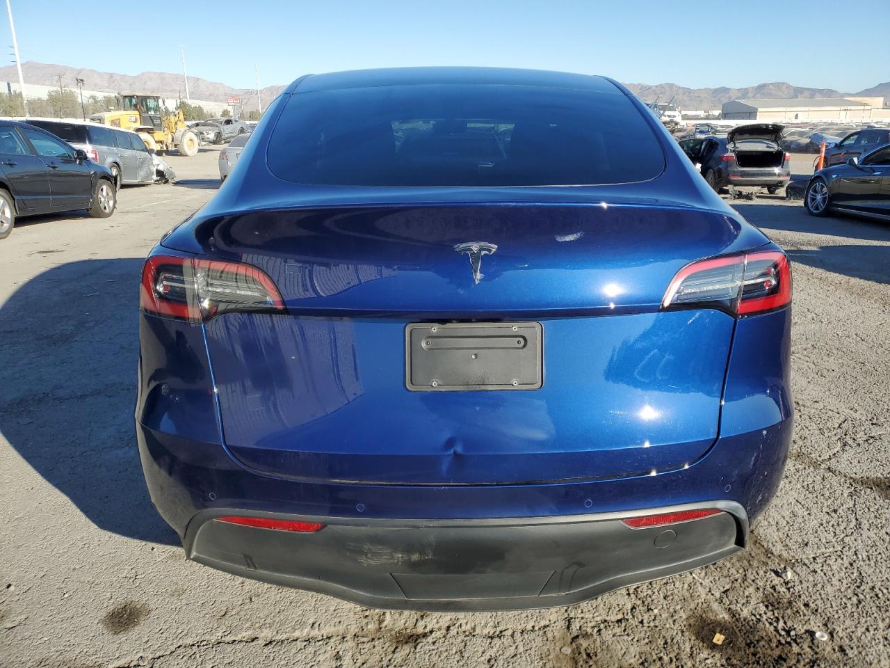 2022 TESLA MODEL Y  VIN:7SAYGAEE4NF468690