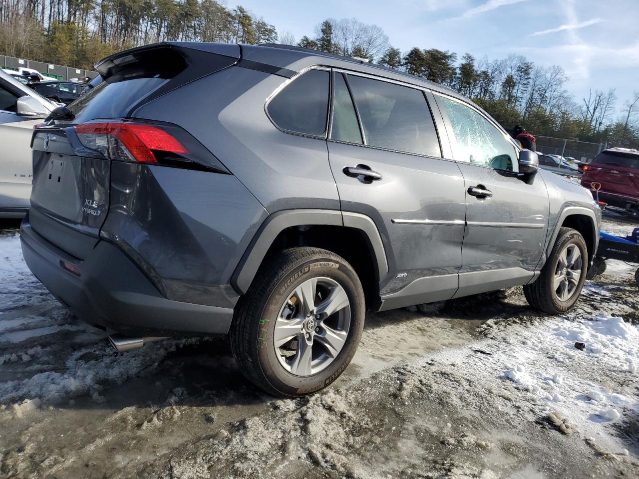 2024 TOYOTA RAV4 XLE VIN:2T3RWRFV2RW239863