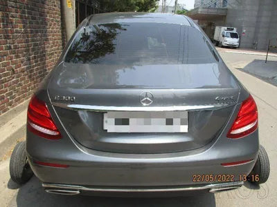 2018 Mercedes-Benz E 300 WDDZF4KB2JA468227 VIN:WDDZF4KB2JA468227