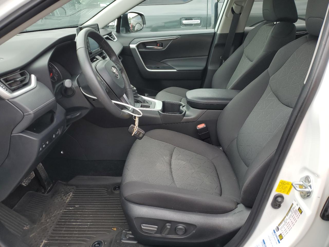 2022 TOYOTA RAV4 XLE VIN:2T3P1RFV2NW309216