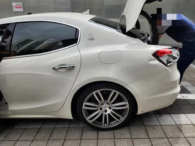 2018 Maserati Ghibli VIN: